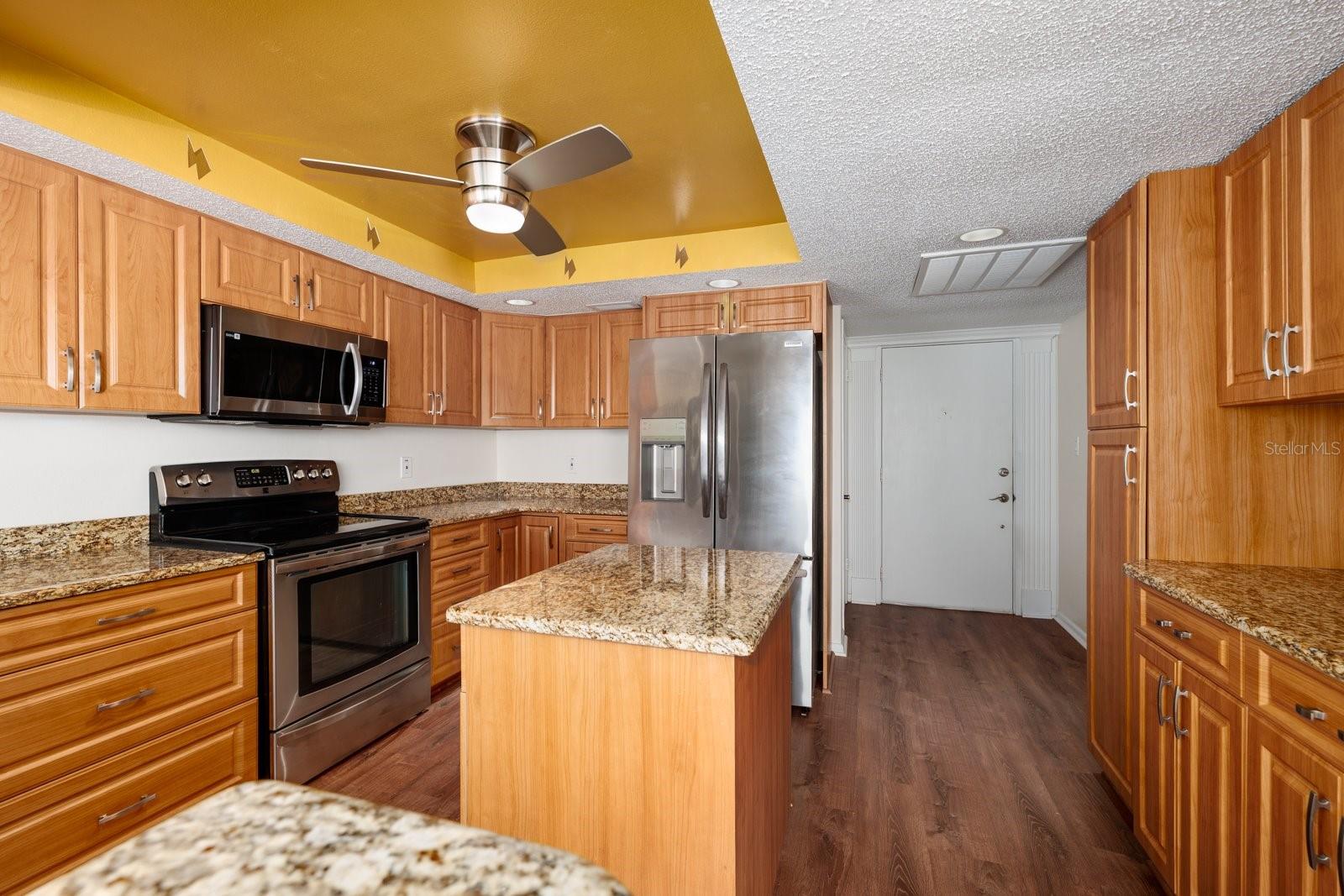 17408 Gulf Unit 203, Redington Shores, FL 33708