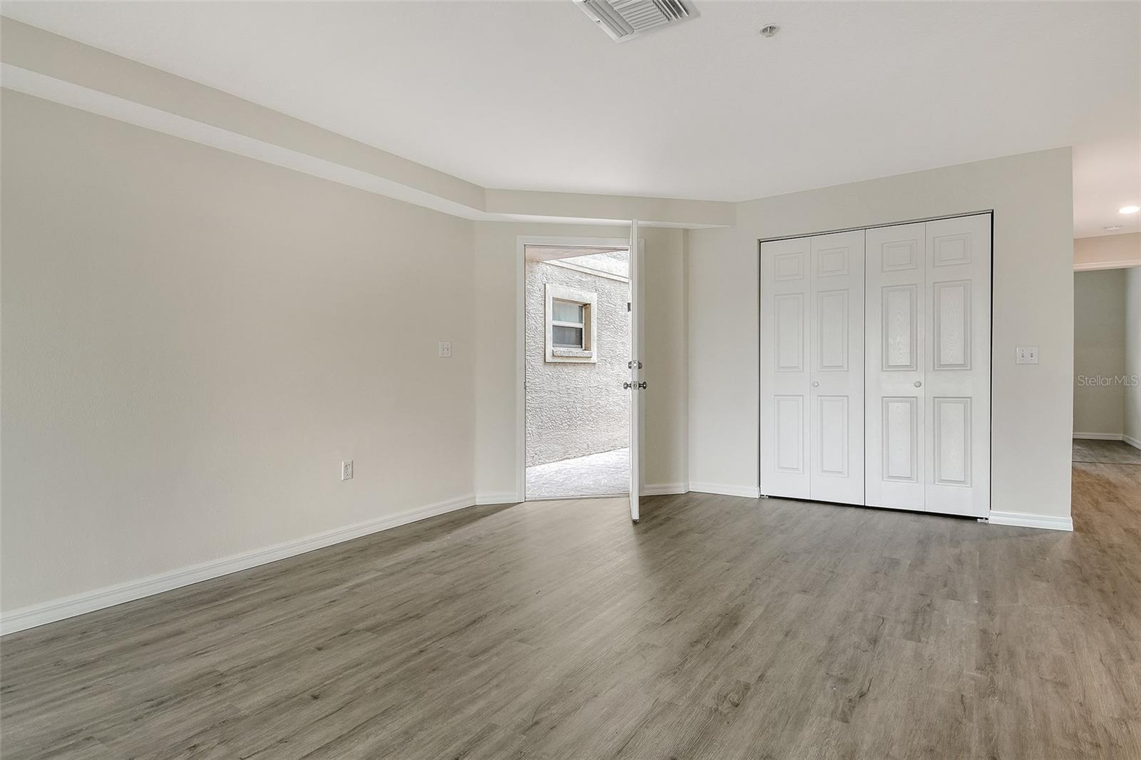 383 Bobby Jones Unit 383, Sarasota, FL 34232