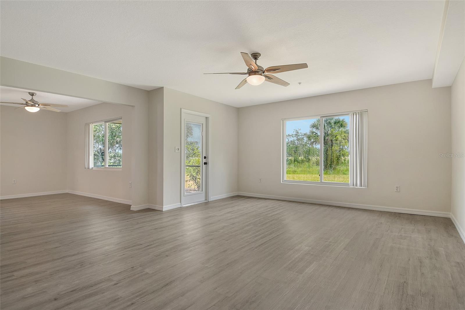 383 Bobby Jones Unit 383, Sarasota, FL 34232