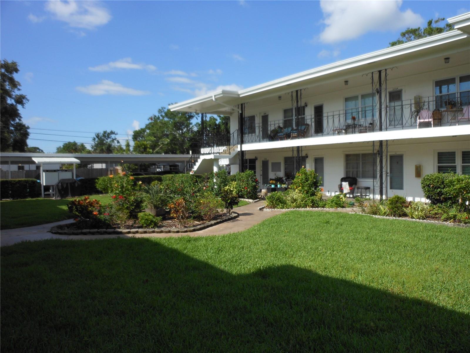 138 36th Unit 206w, St Petersburg, FL 33704