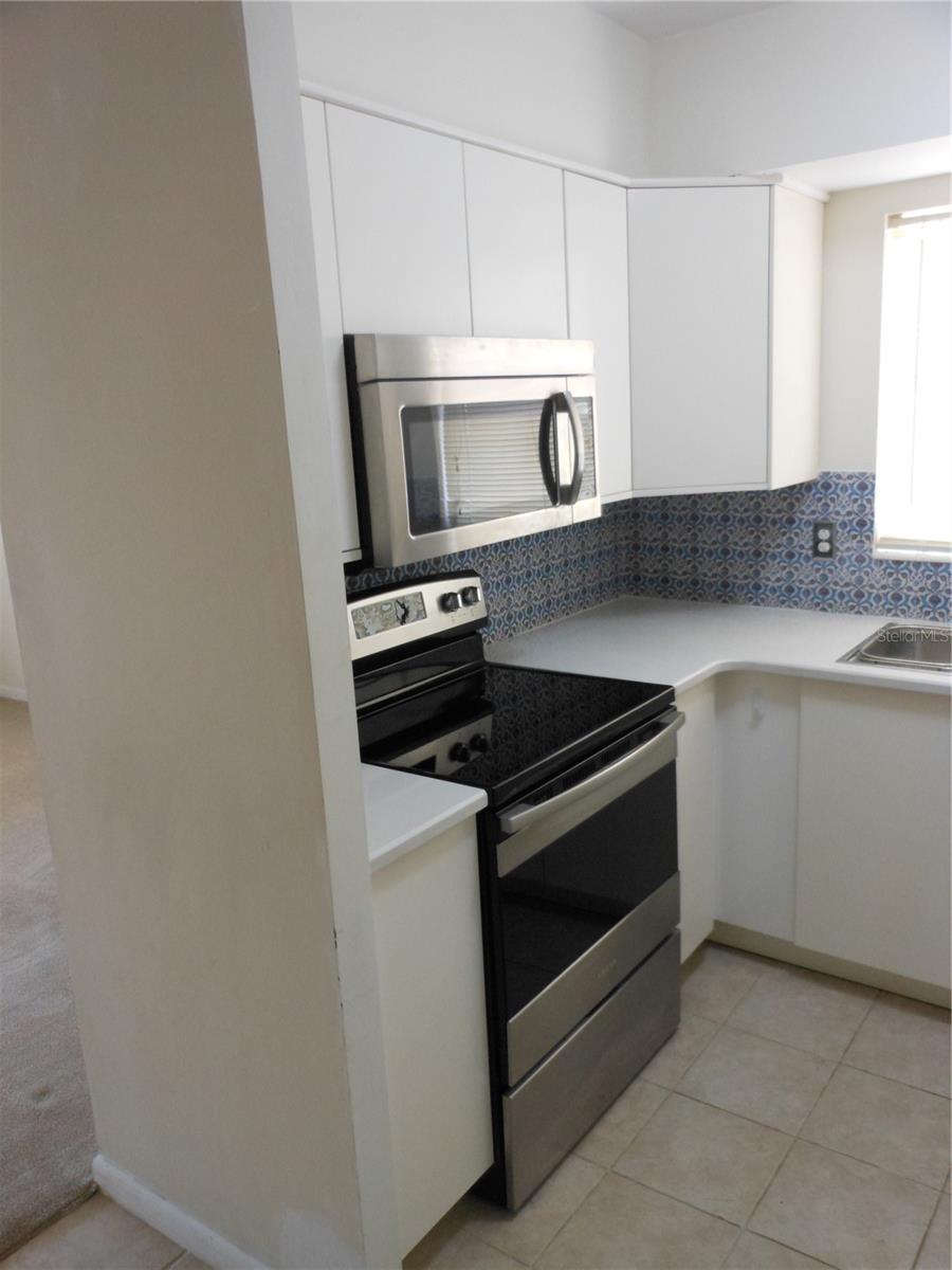 138 36th Unit 206w, St Petersburg, FL 33704