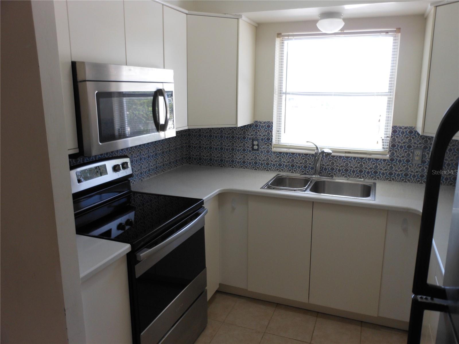 138 36th Unit 206w, St Petersburg, FL 33704