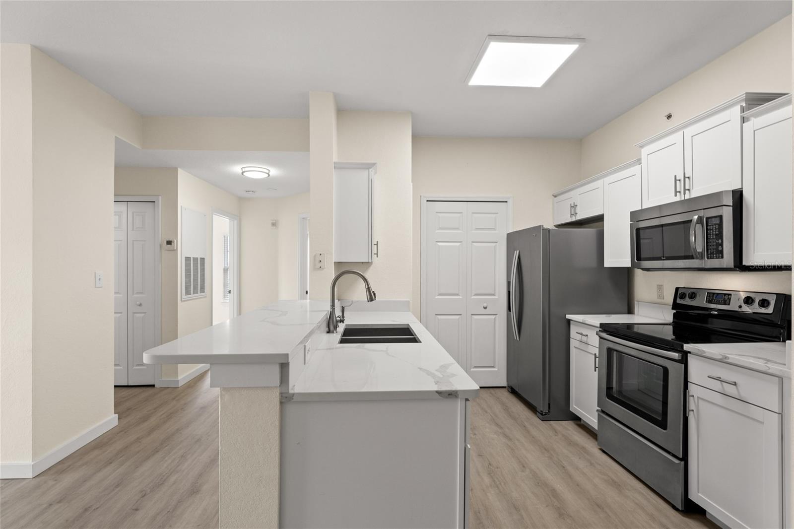 5447 Vineland Unit 1308, Orlando, FL 32811