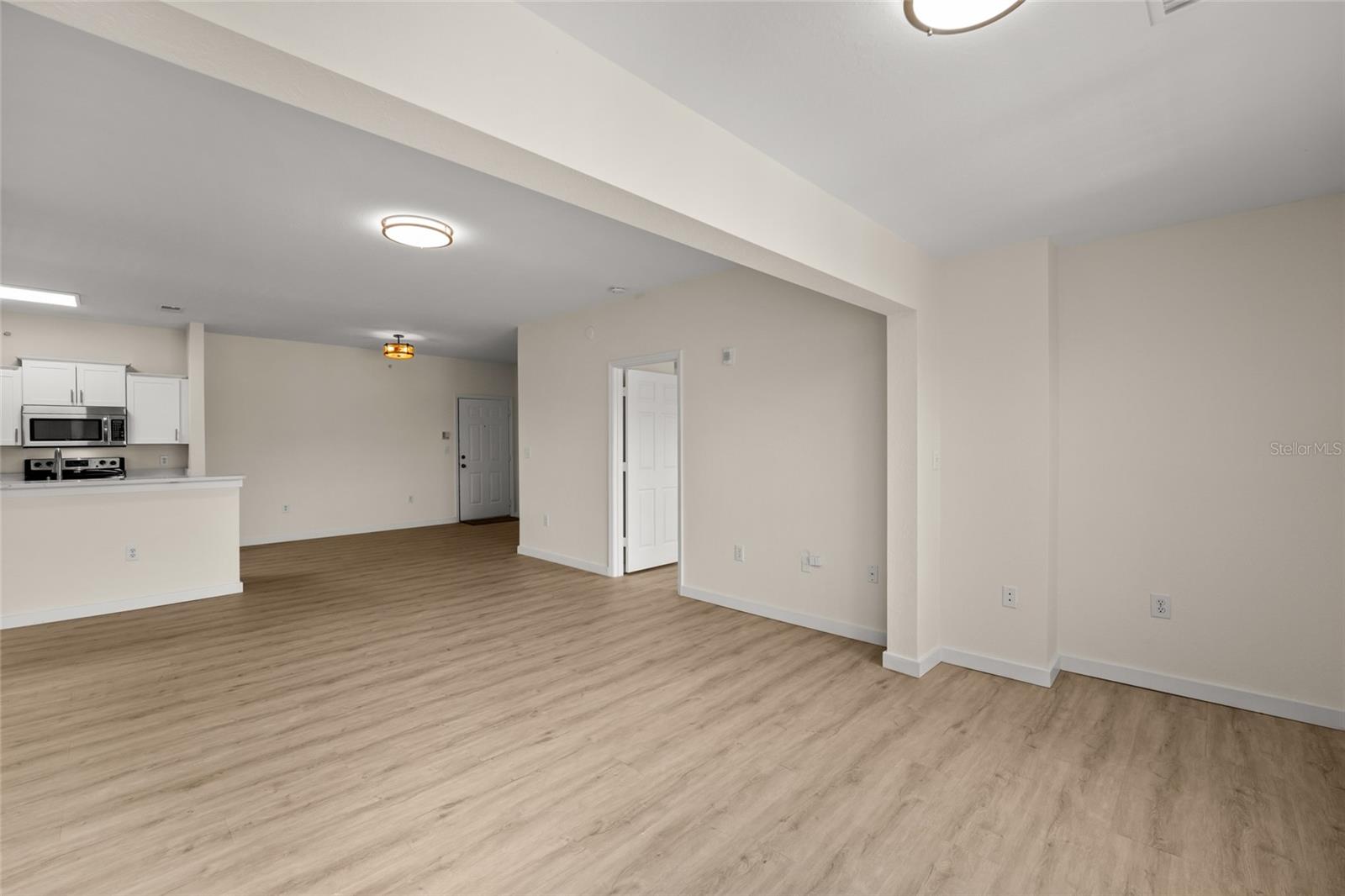 5447 Vineland Unit 1308, Orlando, FL 32811