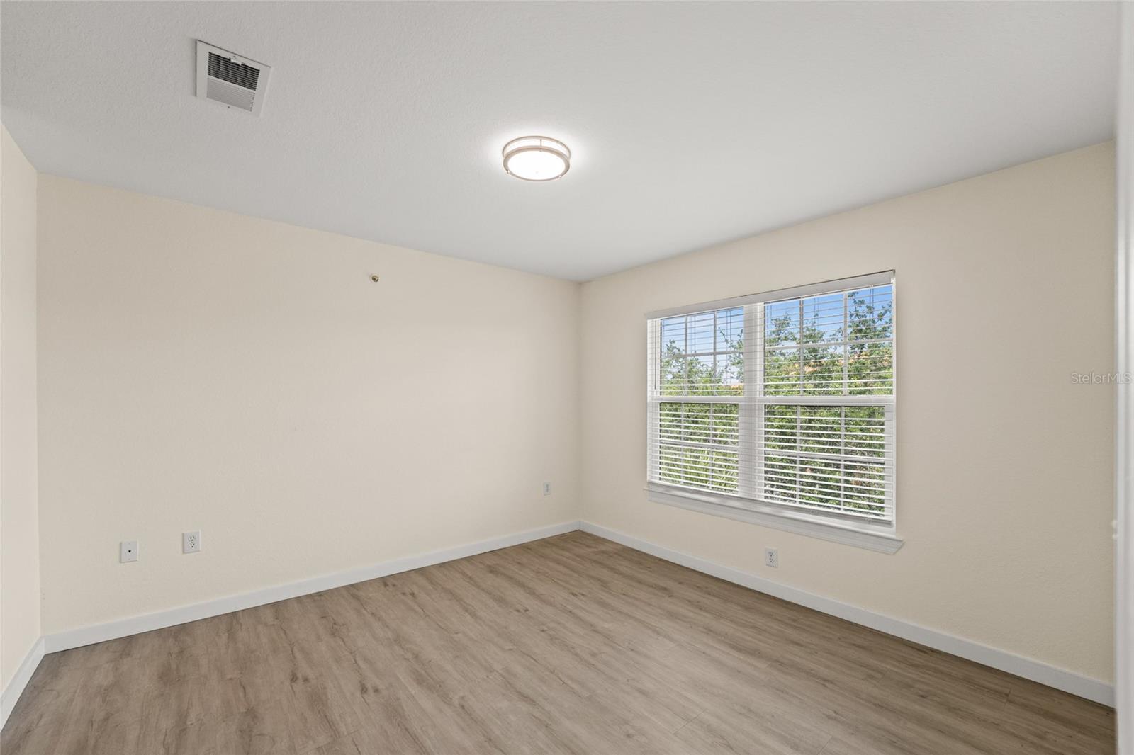 5447 Vineland Unit 1308, Orlando, FL 32811