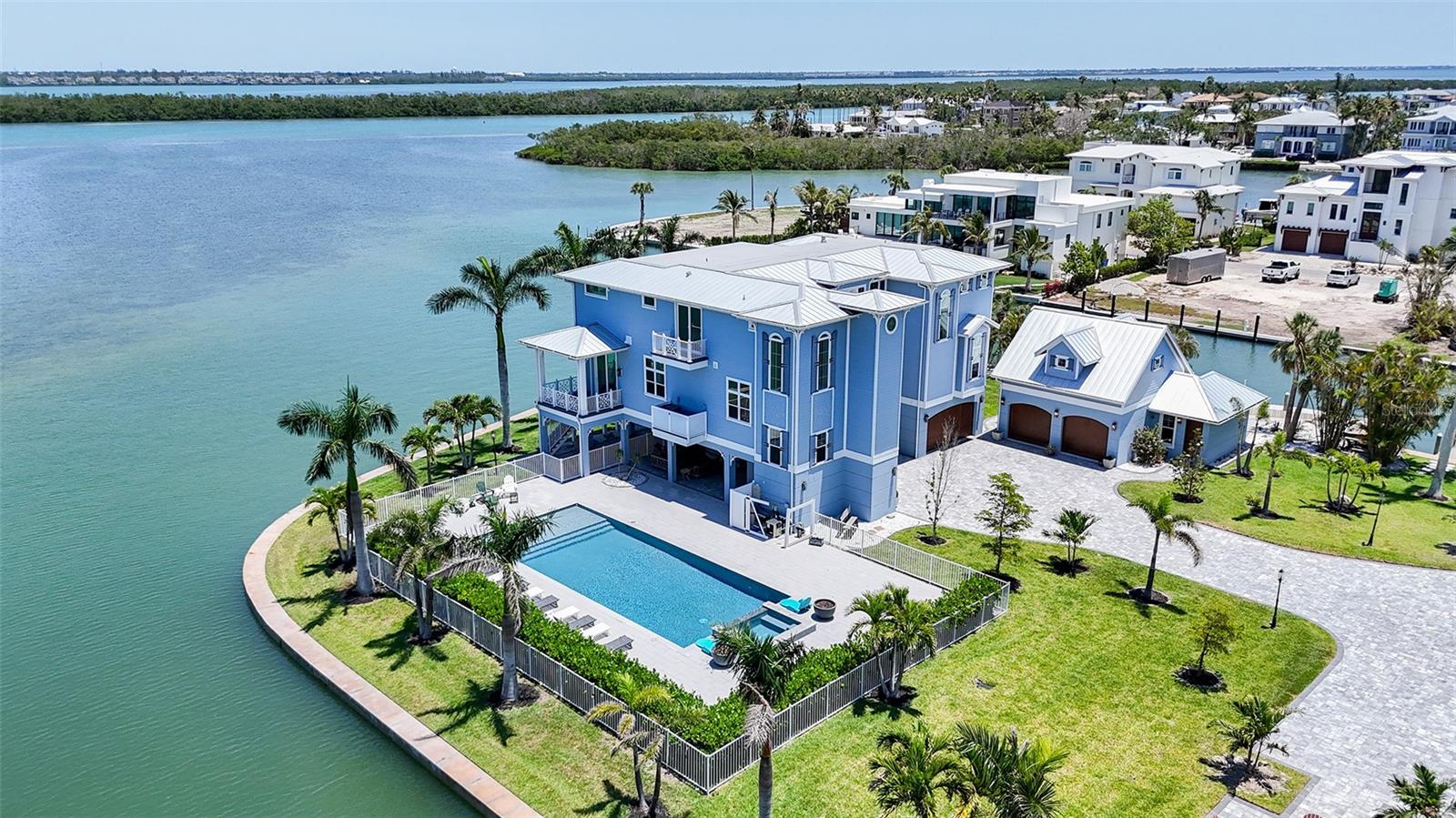 630 De Narvaez, Longboat Key, FL 34228
