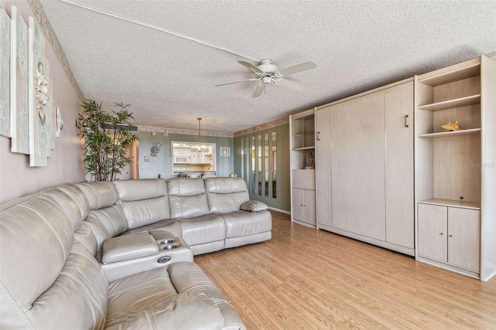 17920 Gulf Unit 208, Redington Shores, FL 33708