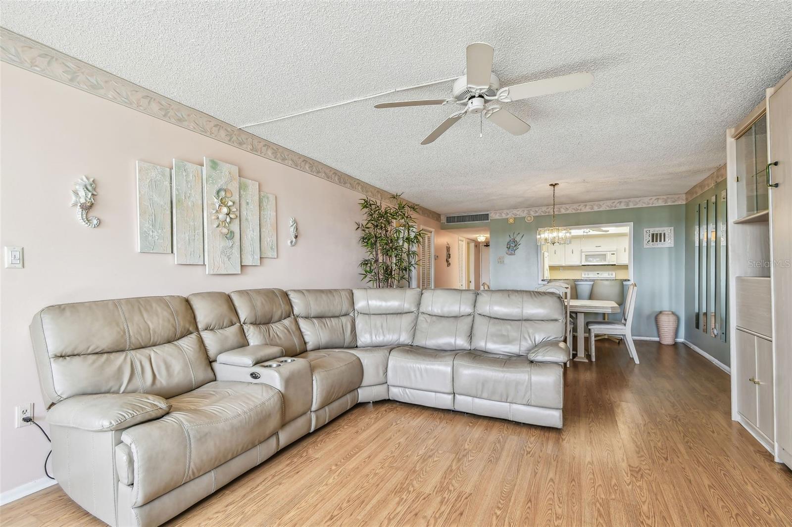 17920 Gulf Unit 208, Redington Shores, FL 33708
