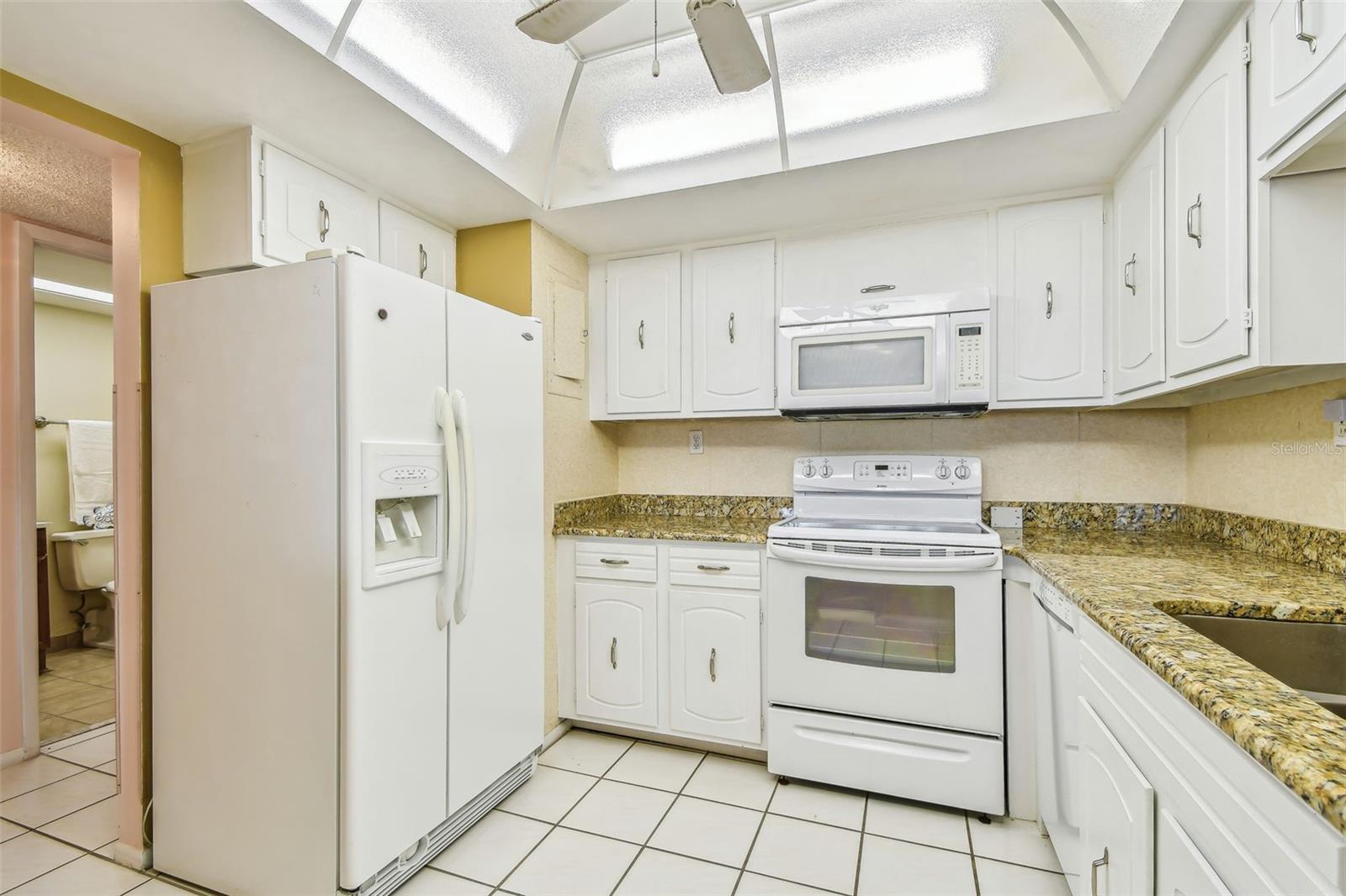 17920 Gulf Unit 208, Redington Shores, FL 33708