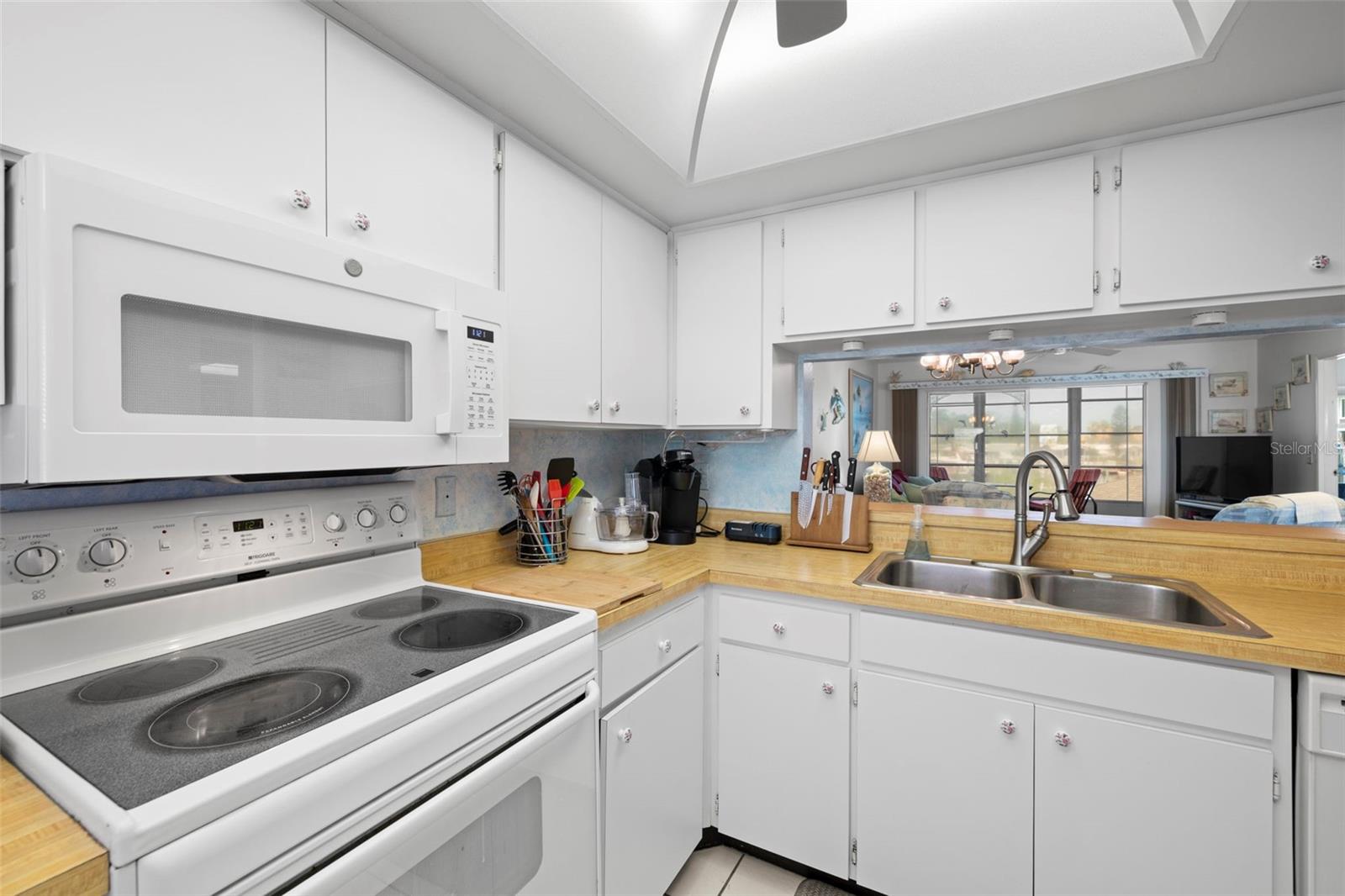 5157 Silent Unit 208, New Port Richey, FL 34652