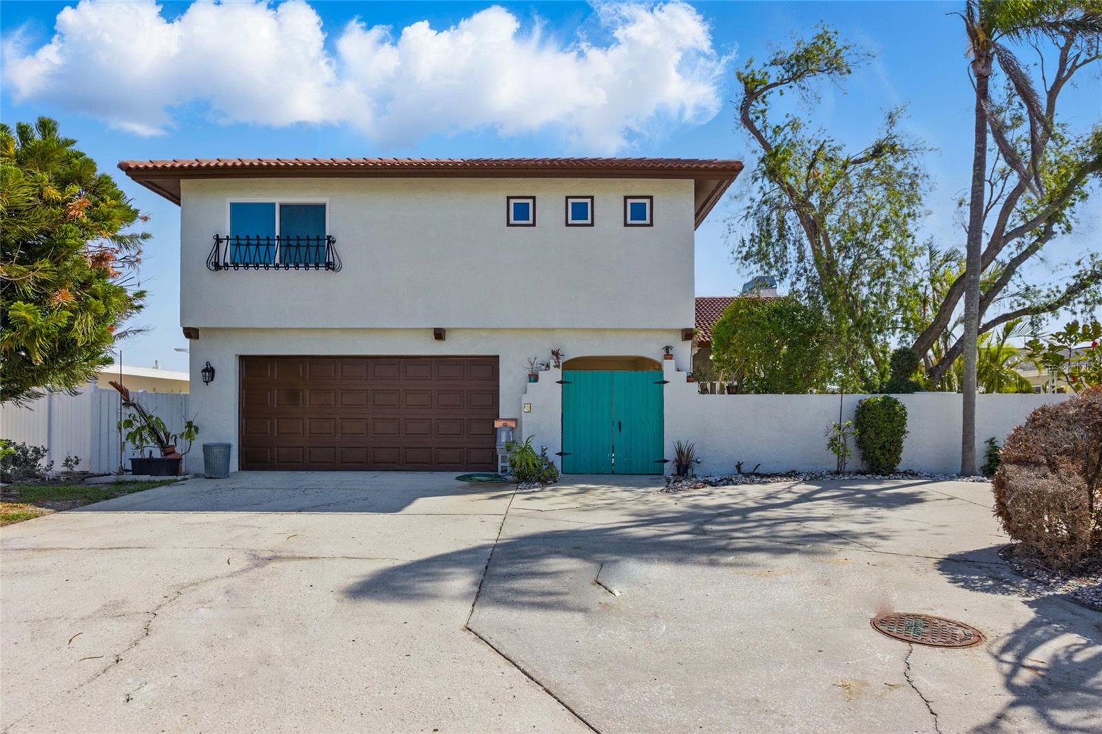 11285 8th, Treasure Island, FL 33706