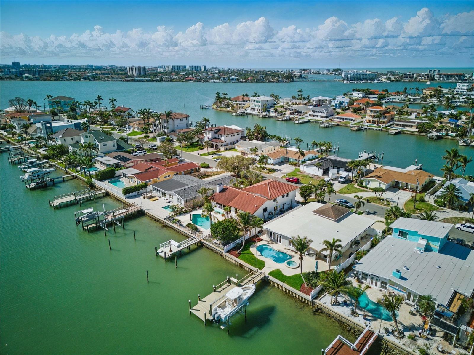 11285 8th, Treasure Island, FL 33706