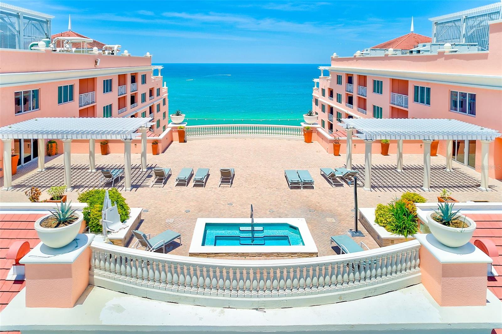 301 Gulfview Unit 301, Clearwater Beach, FL 33767