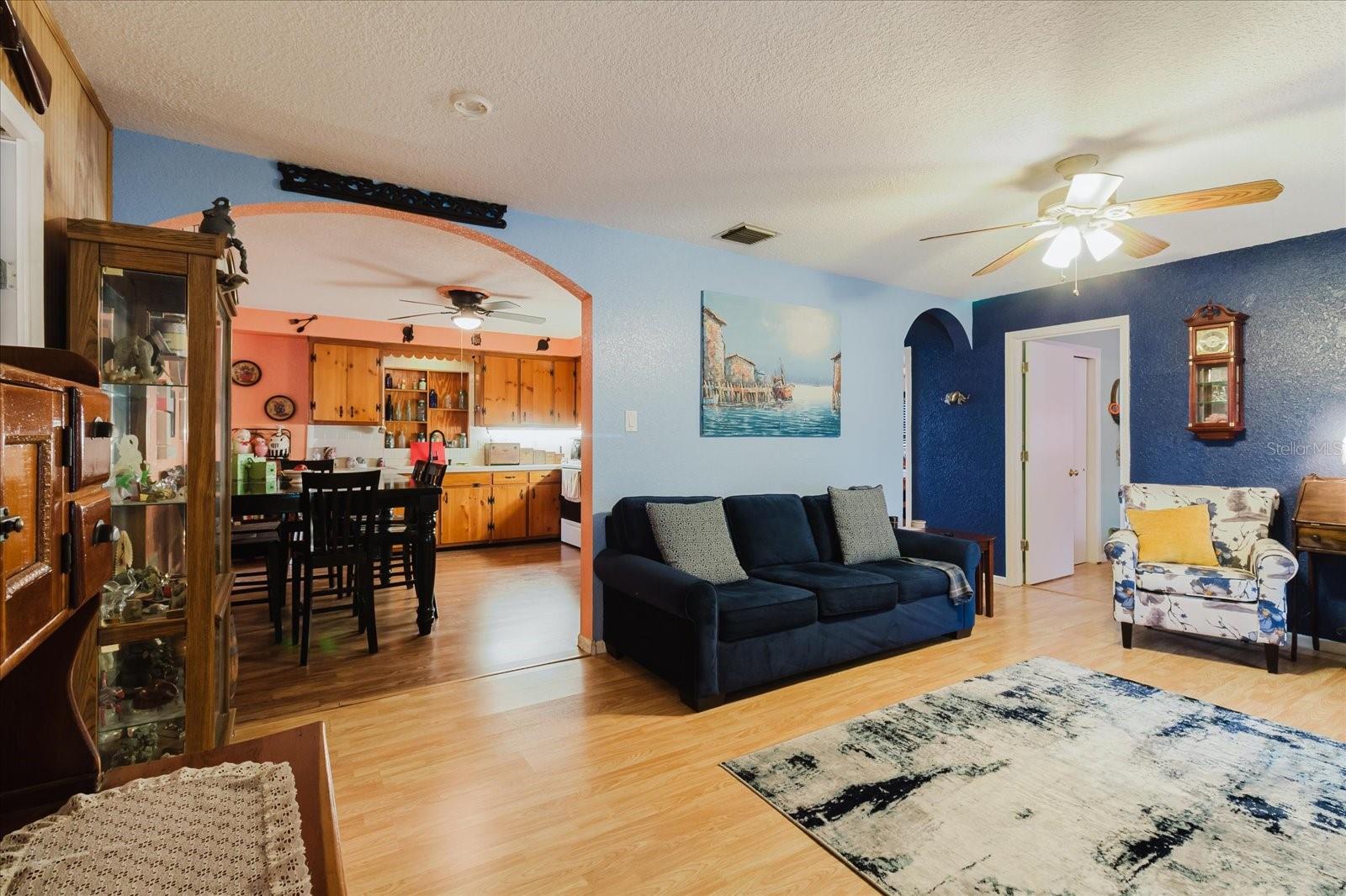 4015 Asbury, Sarasota, FL 34233