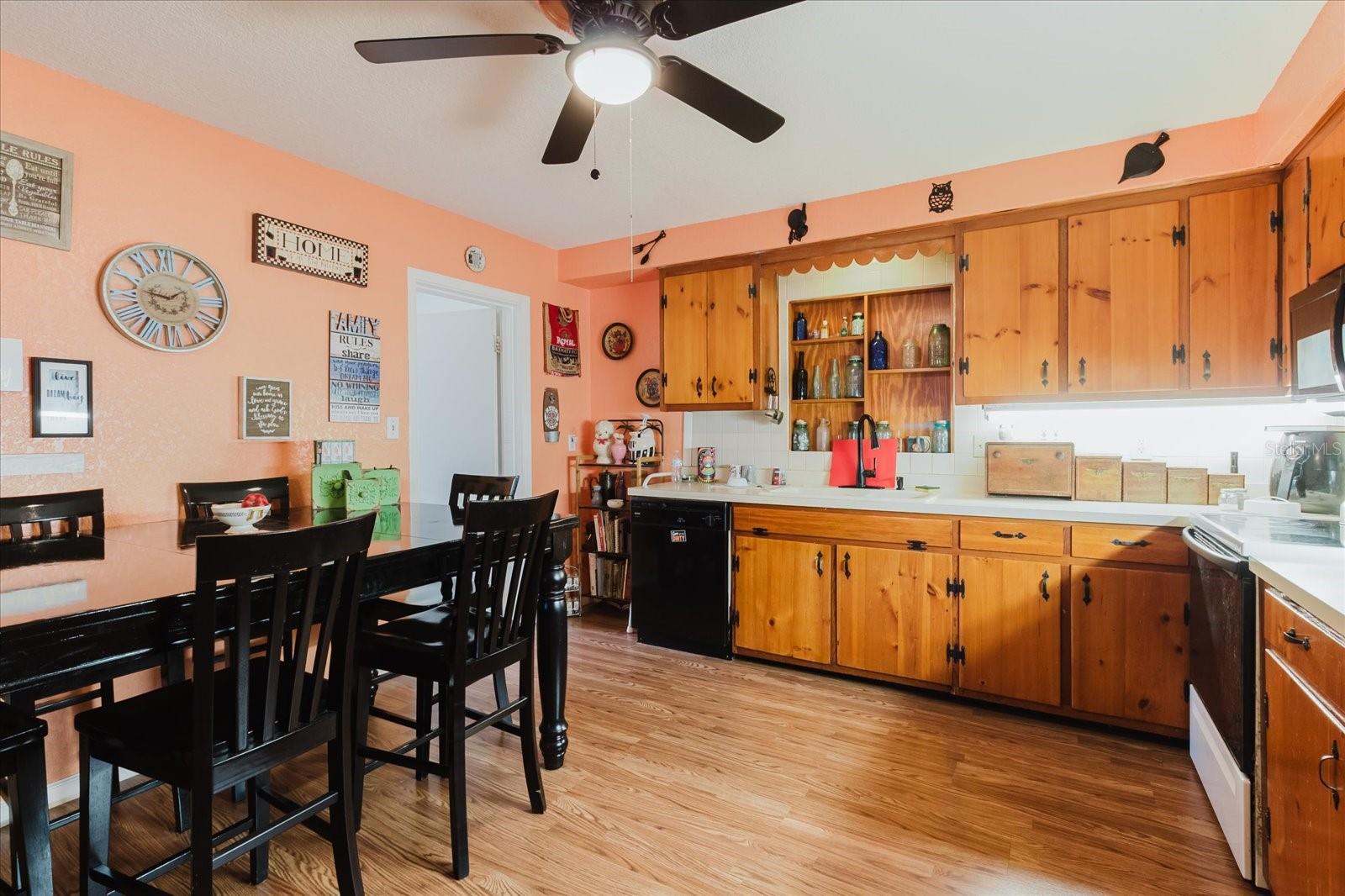 4015 Asbury, Sarasota, FL 34233