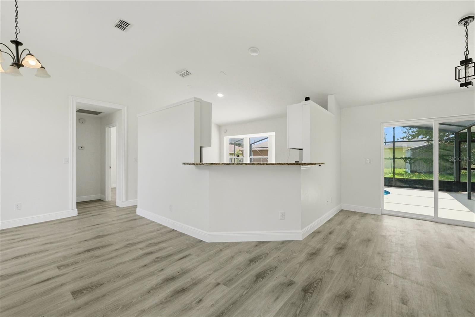 657 Mckinley, Kissimmee, FL 34758