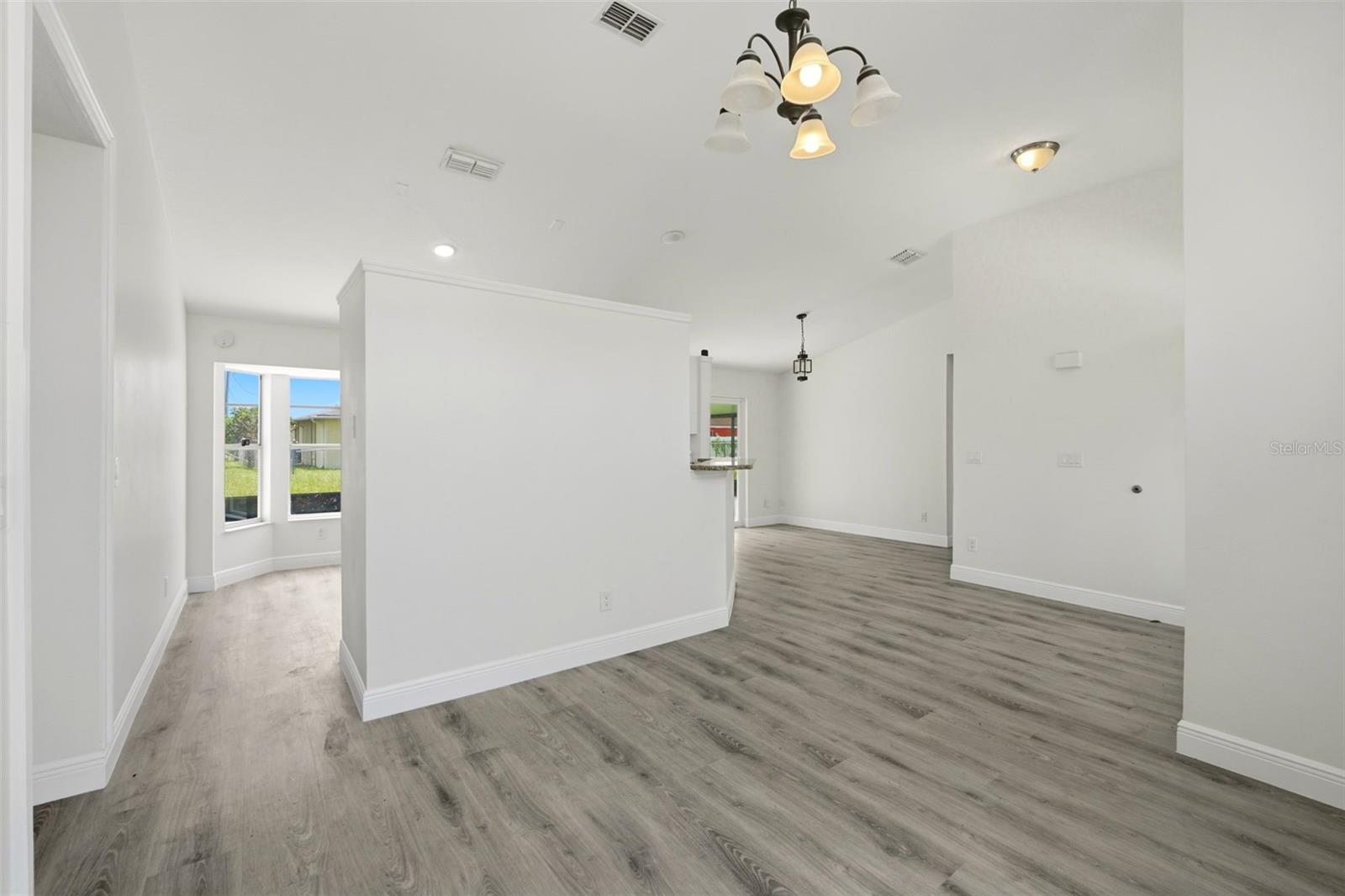 657 Mckinley, Kissimmee, FL 34758