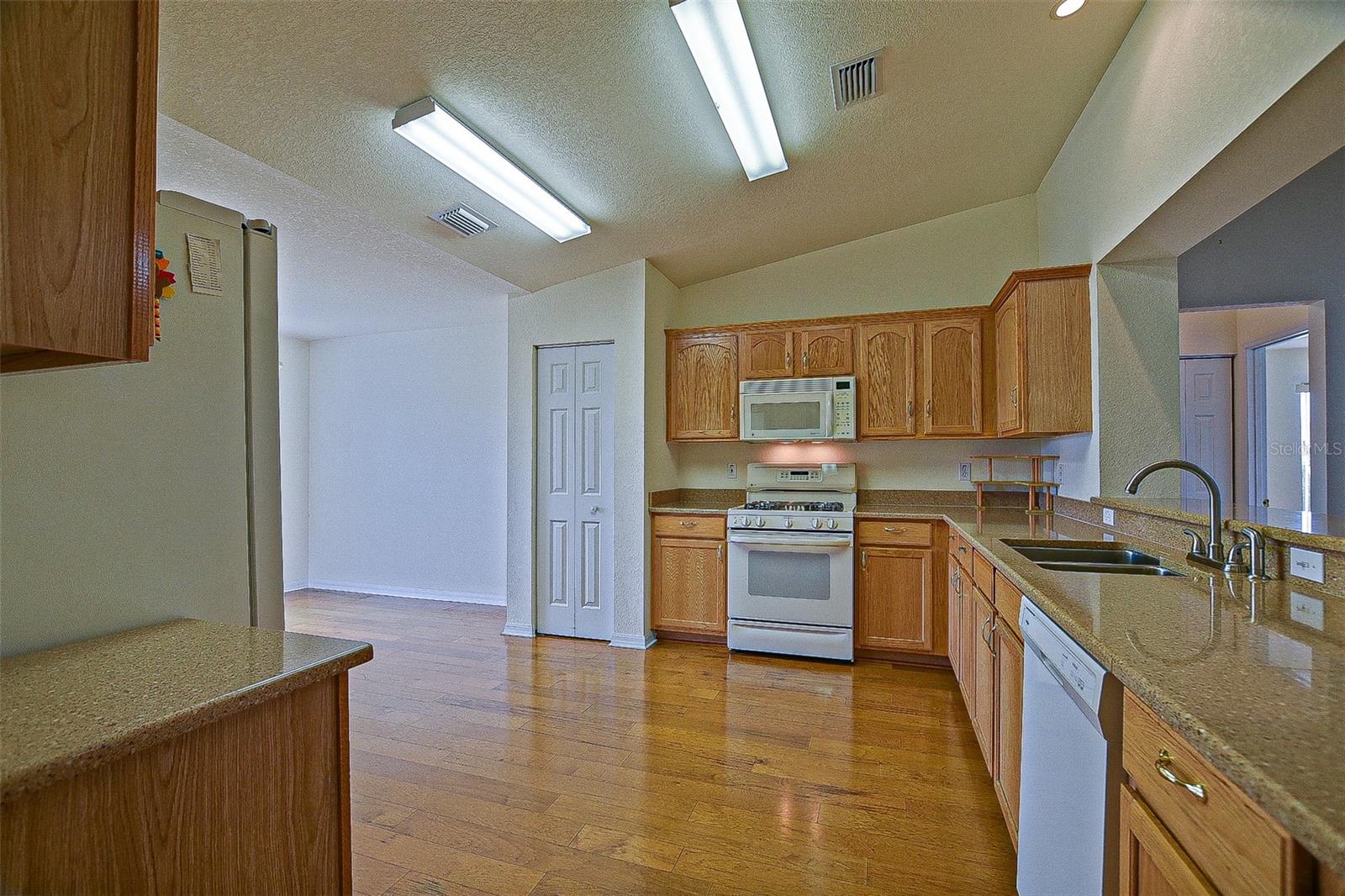 13863 85th, Summerfield, FL 34491