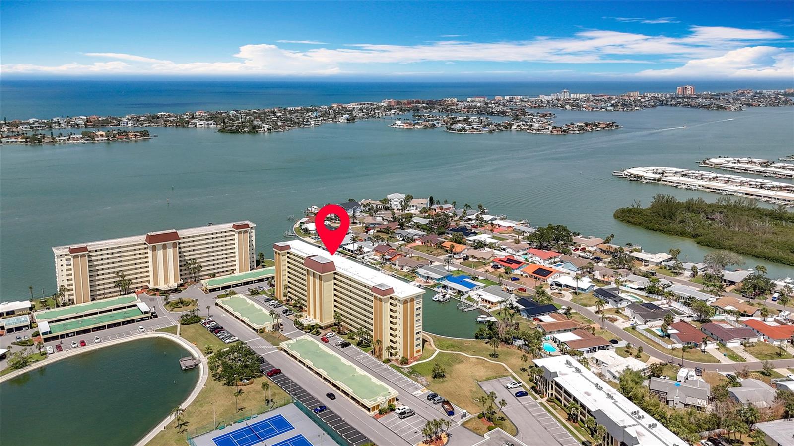4725 Cove Circle Unit 908, St Petersburg, FL 33708