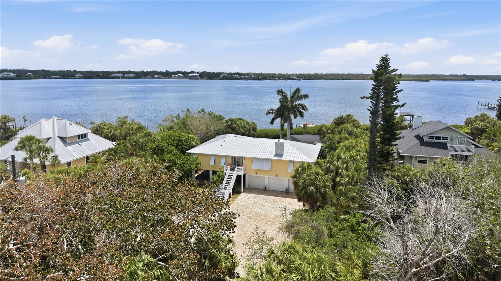 7505 Manasota Key Rd, Englewood, FL 34223