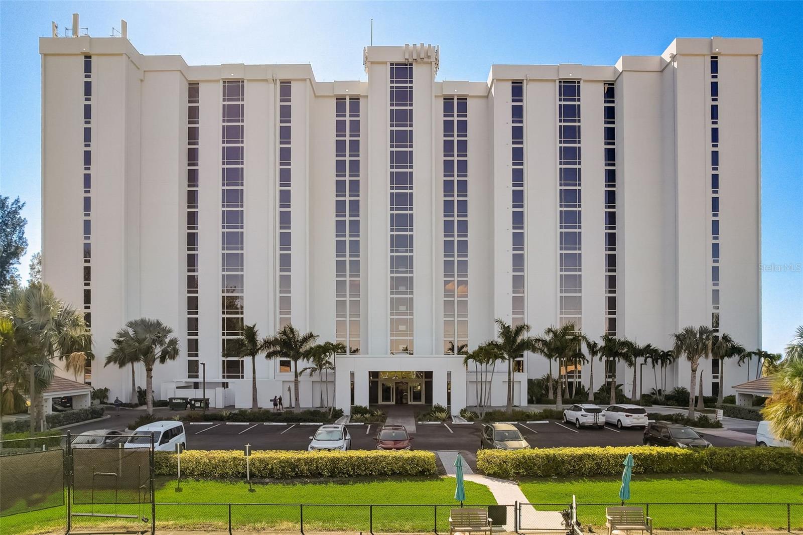 2425 Gulf of Mexico Unit 14b, Longboat Key, FL 34228