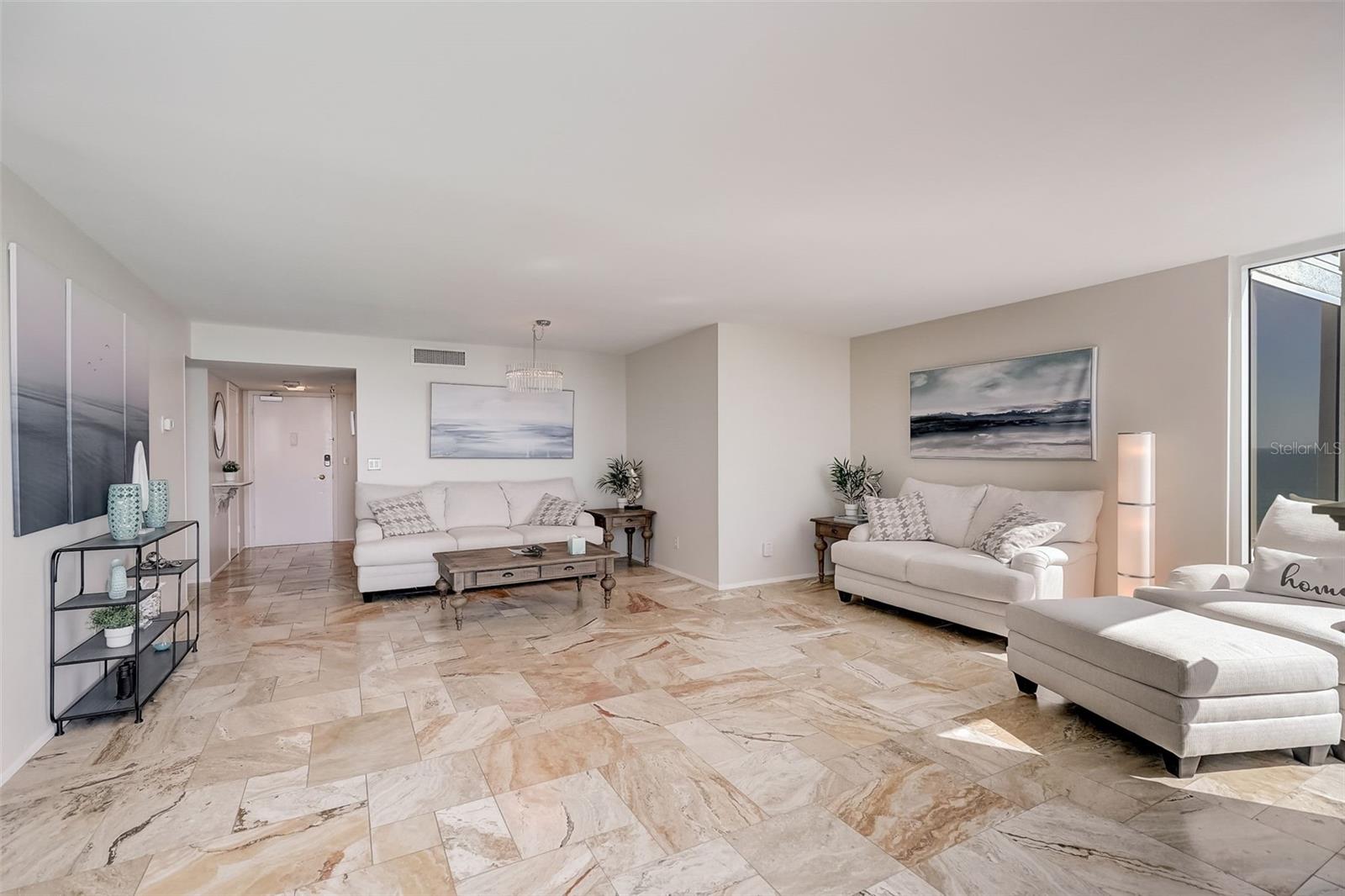 2425 Gulf of Mexico Unit 14b, Longboat Key, FL 34228