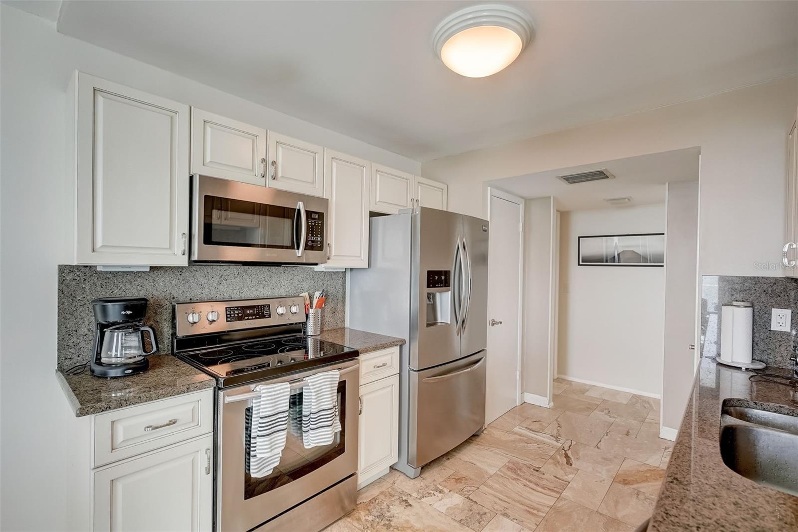 2425 Gulf of Mexico Unit 14b, Longboat Key, FL 34228