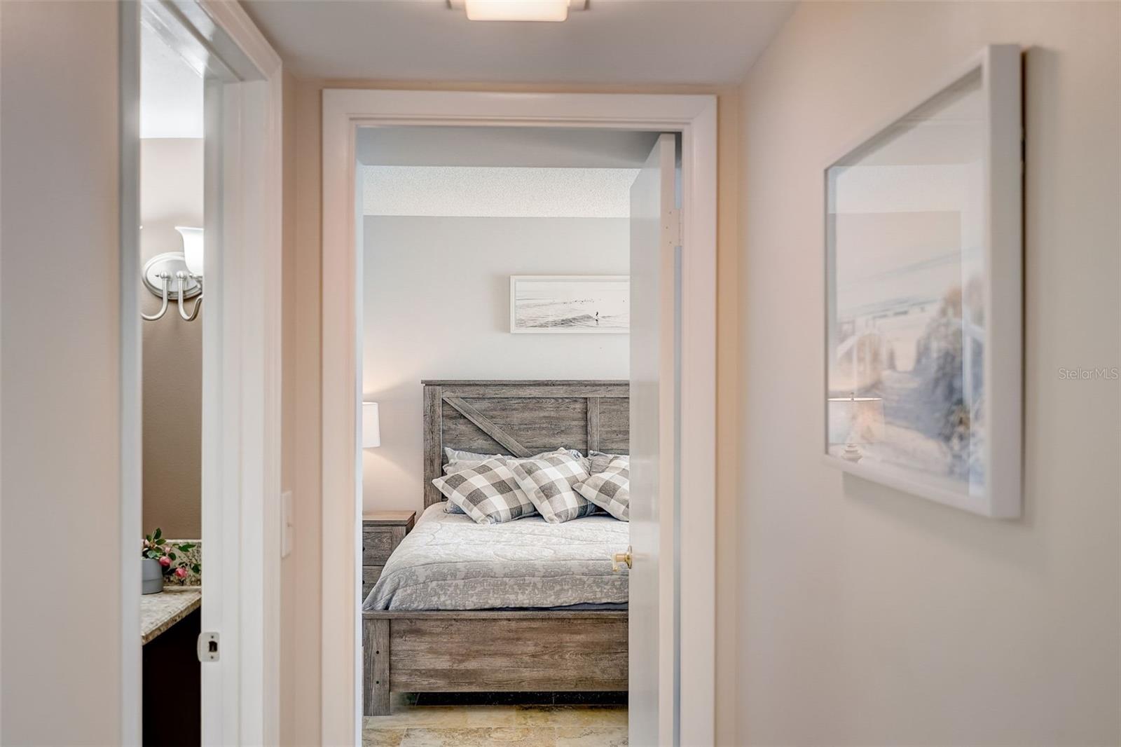 2425 Gulf of Mexico Unit 14b, Longboat Key, FL 34228