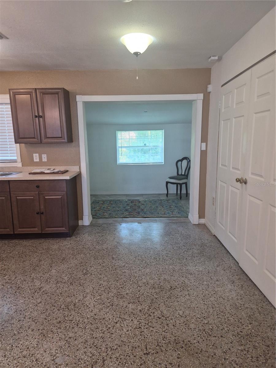 2103 Mantilla, Orlando, FL 32811