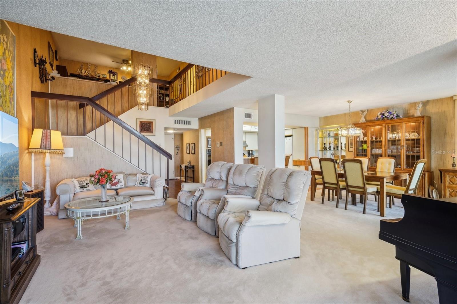 7400 Sun Island Unit 802, South Pasadena, FL 33707