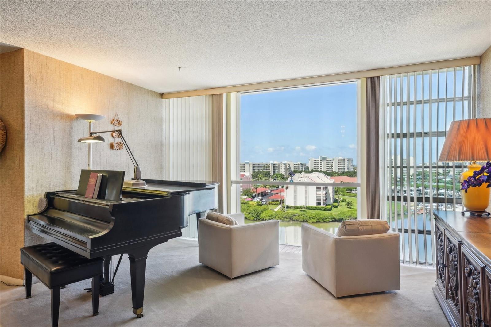 7400 Sun Island Unit 802, South Pasadena, FL 33707