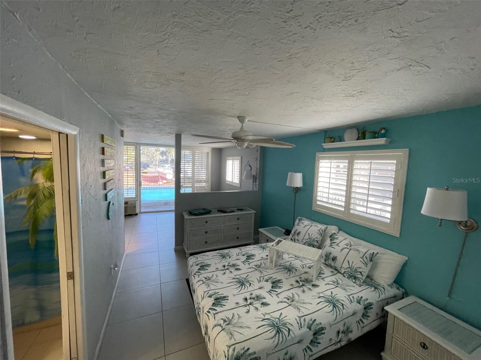 800 Bayway Unit 14, Clearwater Beach, FL 33767