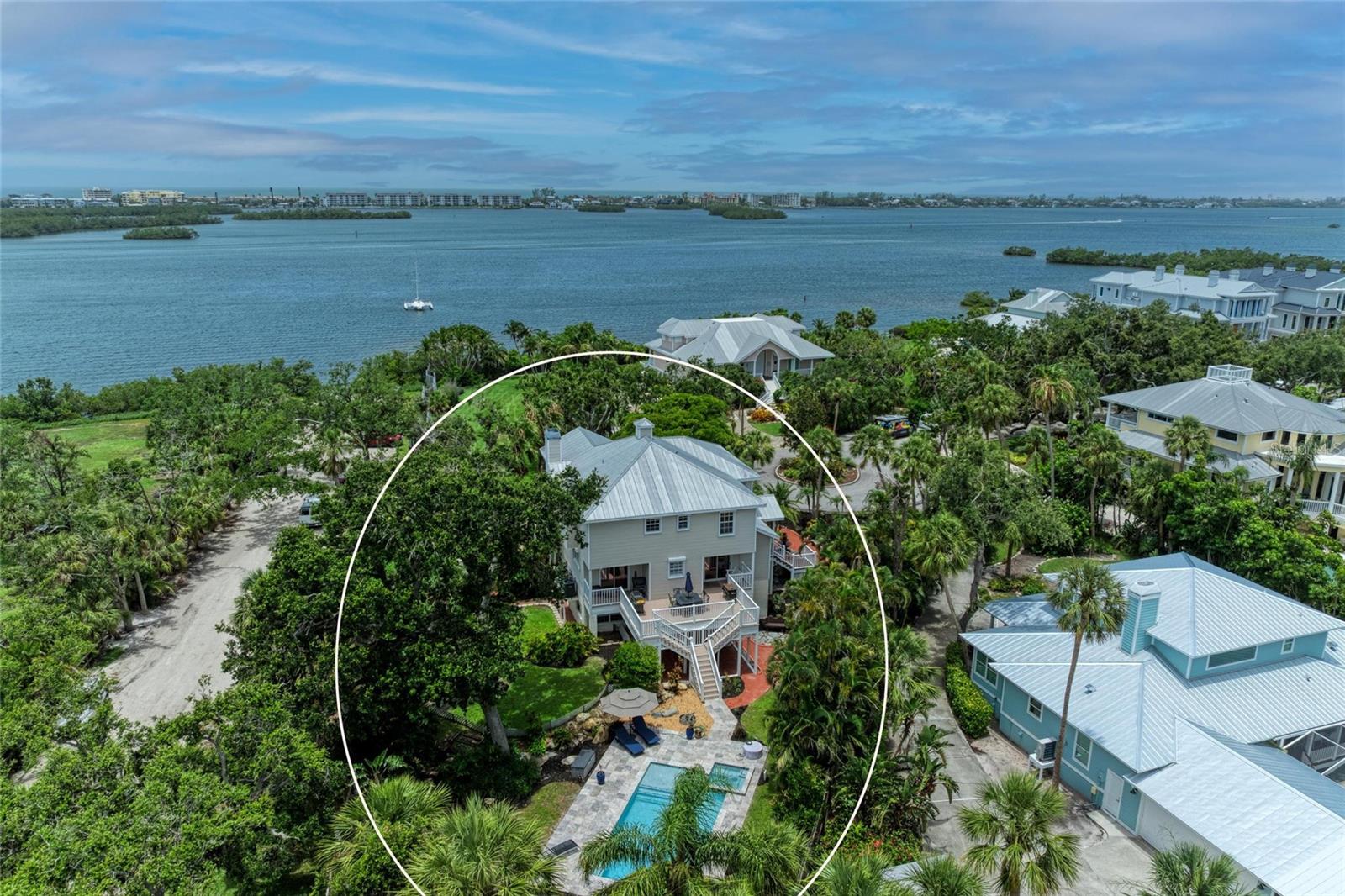 8963 Fishermens Bay, Sarasota, FL 34231