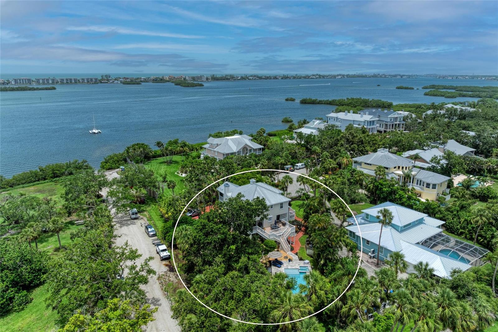 8963 Fishermens Bay, Sarasota, FL 34231