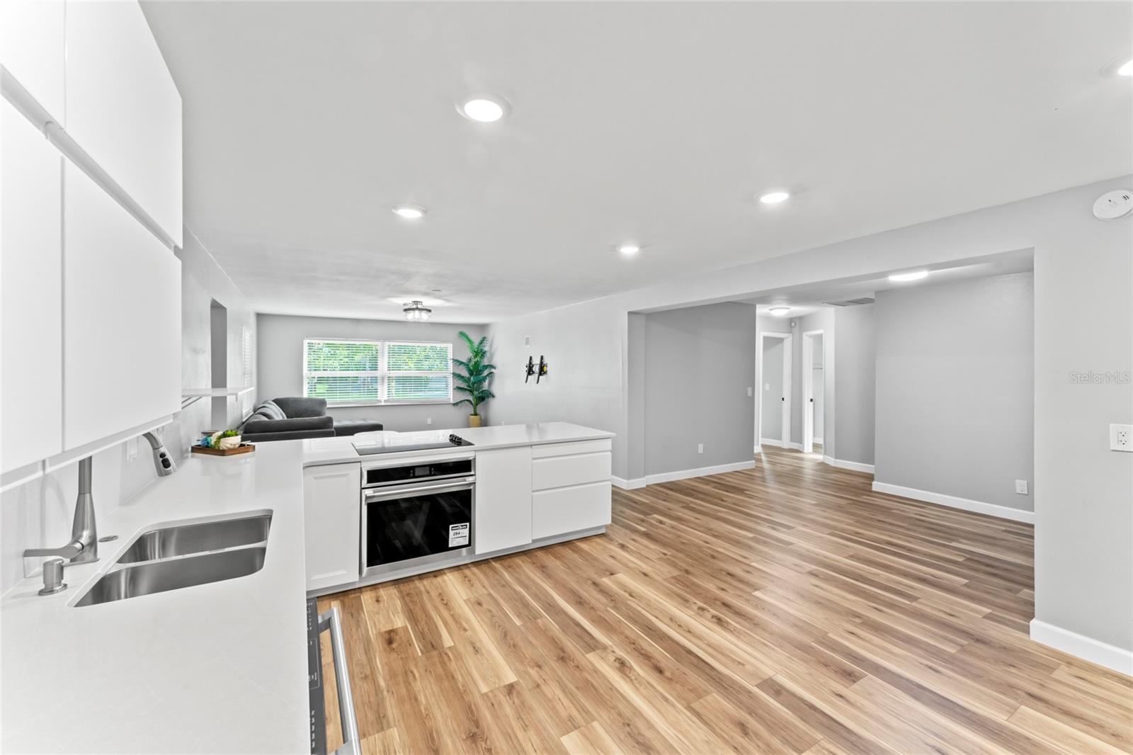 1127 Wyatt, Clearwater, FL 33756