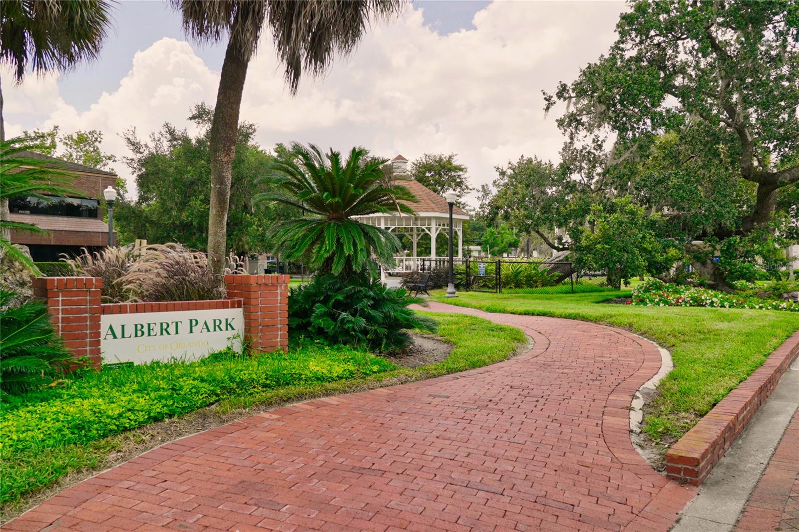 3007 Knollwood, Orlando, FL 32804
