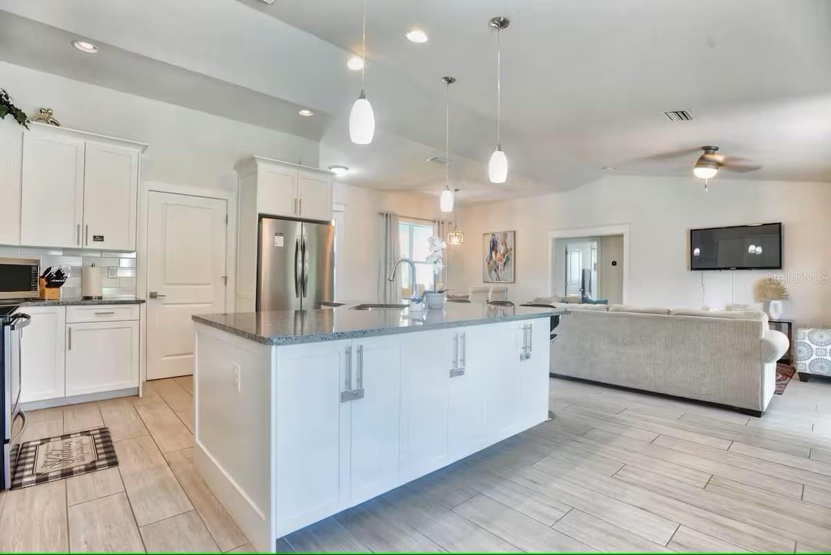 831 Palmetto, Port Charlotte, FL 33952
