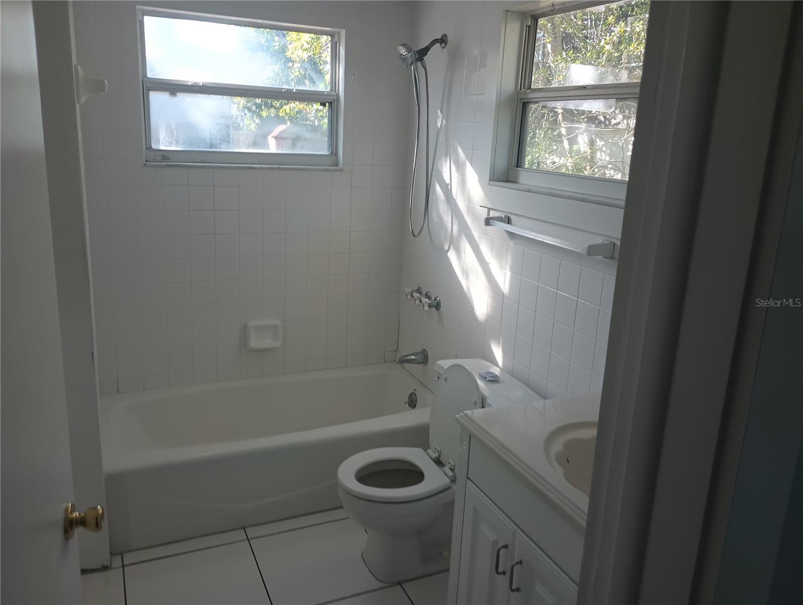 774 32nd, St Petersburg, FL 33704