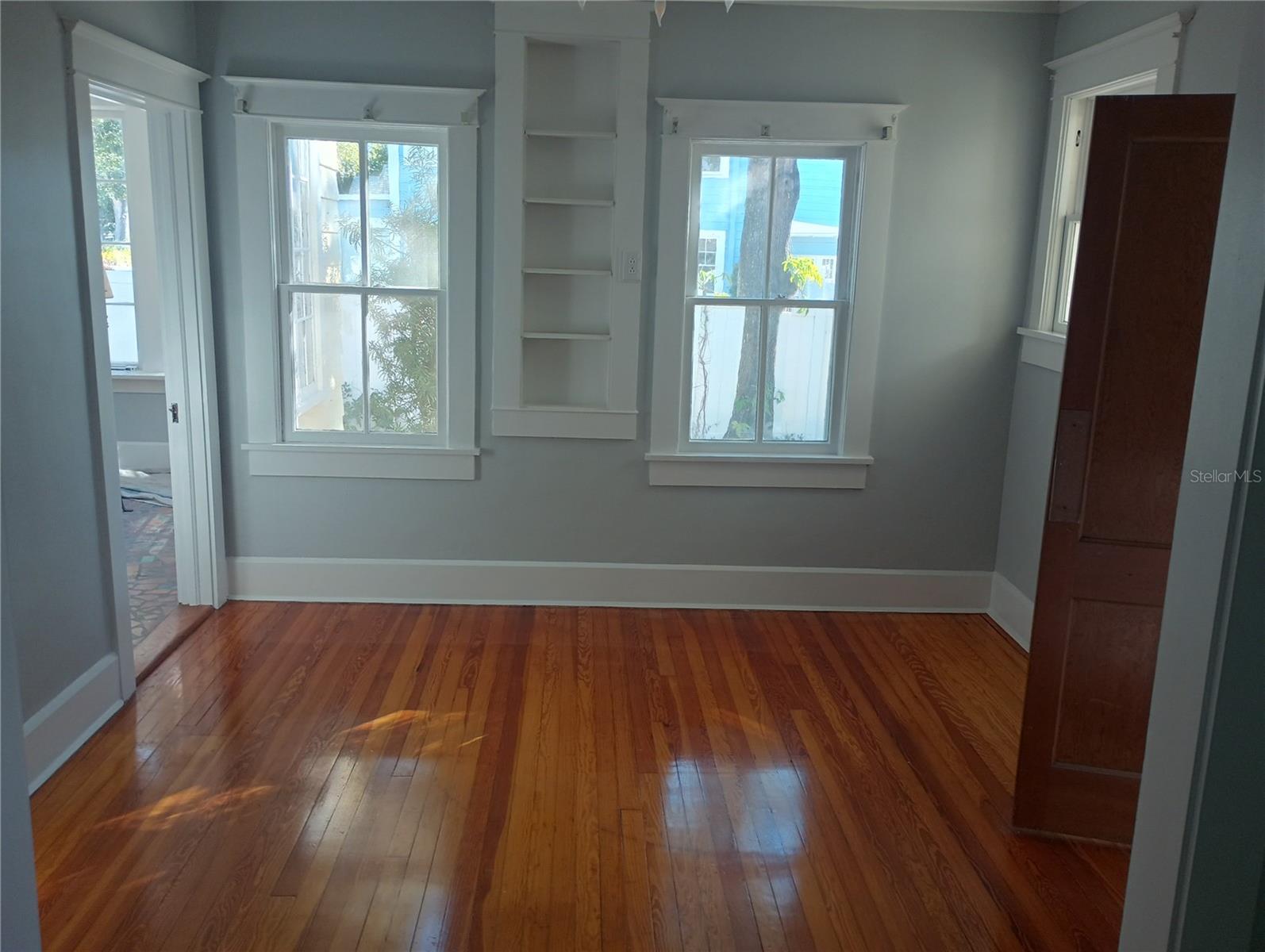 774 32nd, St Petersburg, FL 33704