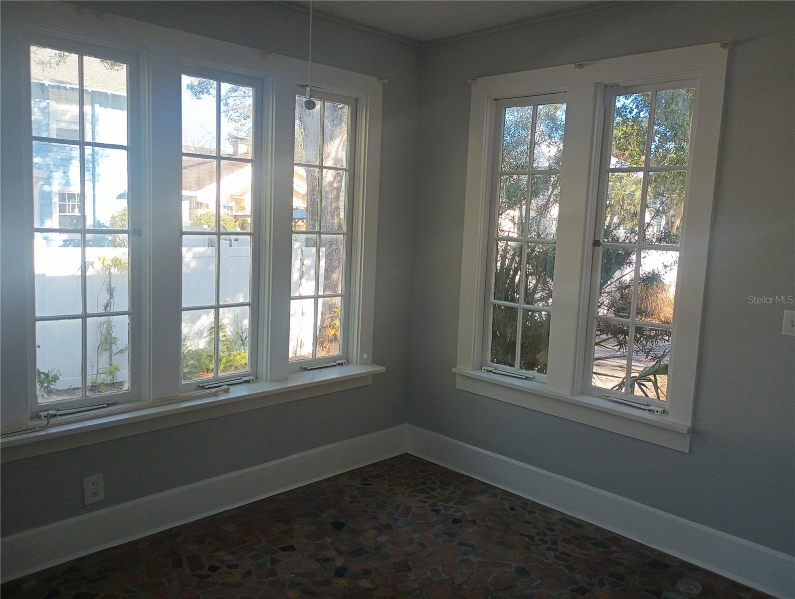 774 32nd, St Petersburg, FL 33704