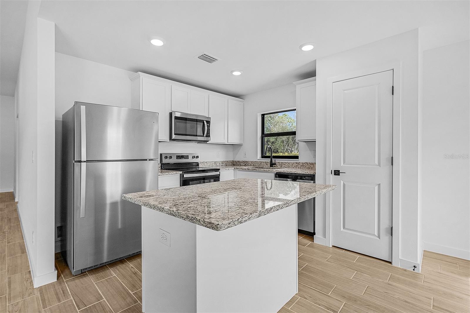 5830 Babian, North Port, FL 34291