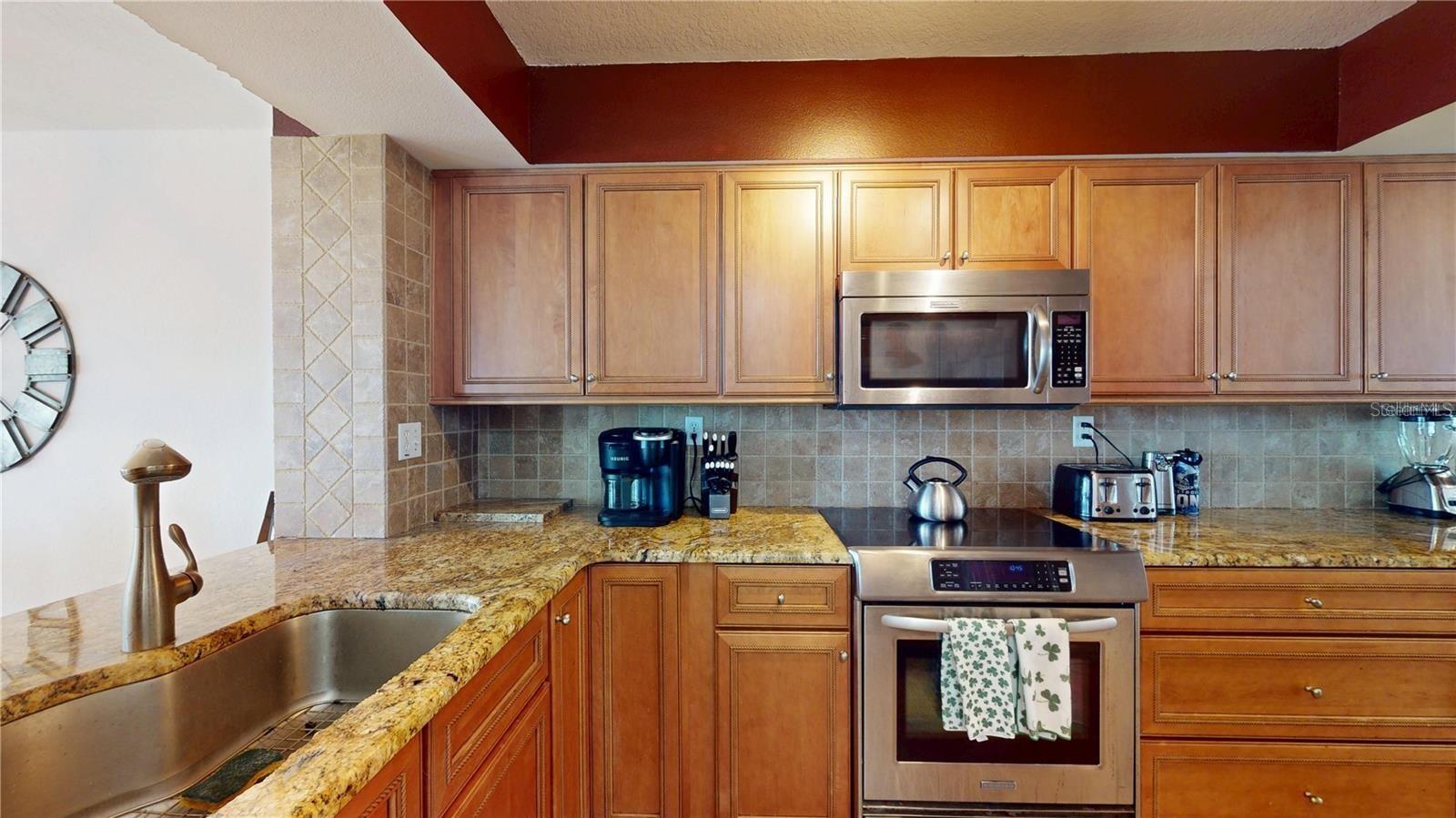 6105 Bahia del Mar Unit 682, St Petersburg, FL 33715