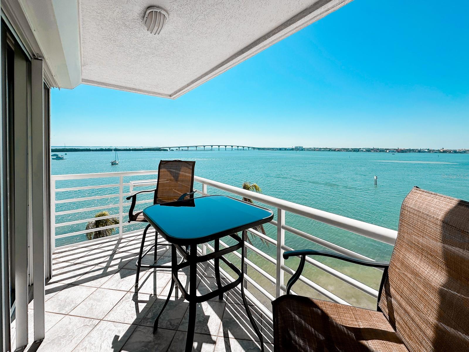 6105 Bahia del Mar Unit 682, St Petersburg, FL 33715