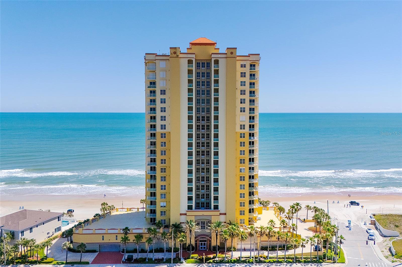 2300 Atlantic Unit 203, Daytona Beach, FL 32118