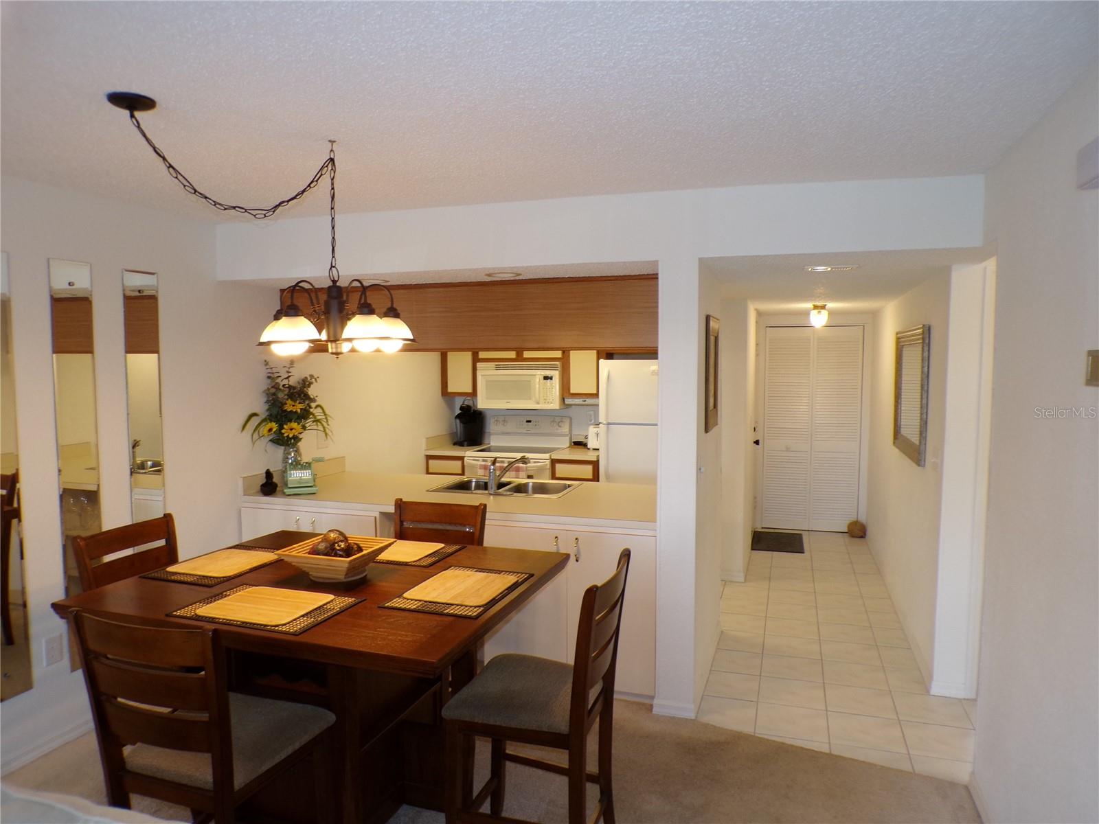 4016 Oakview Unit J6, Punta Gorda, FL 33980