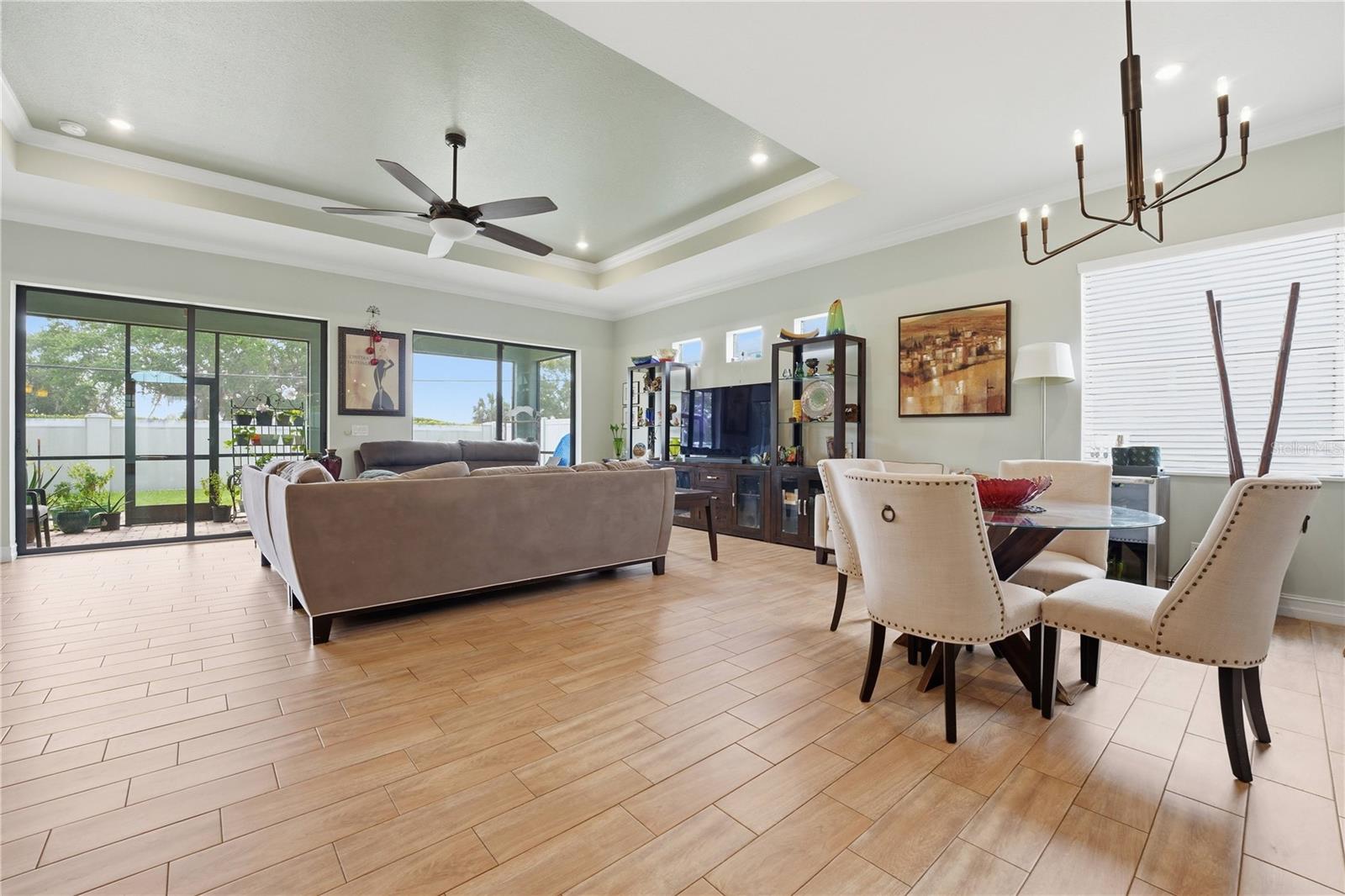 6619 35th, Sarasota, FL 34243