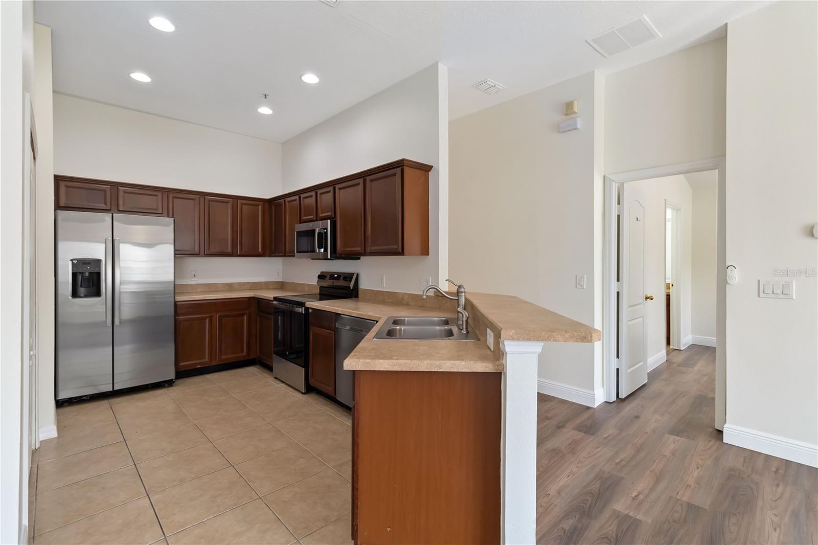 6484 Goldenrod Unit 41a, Orlando, FL 32822