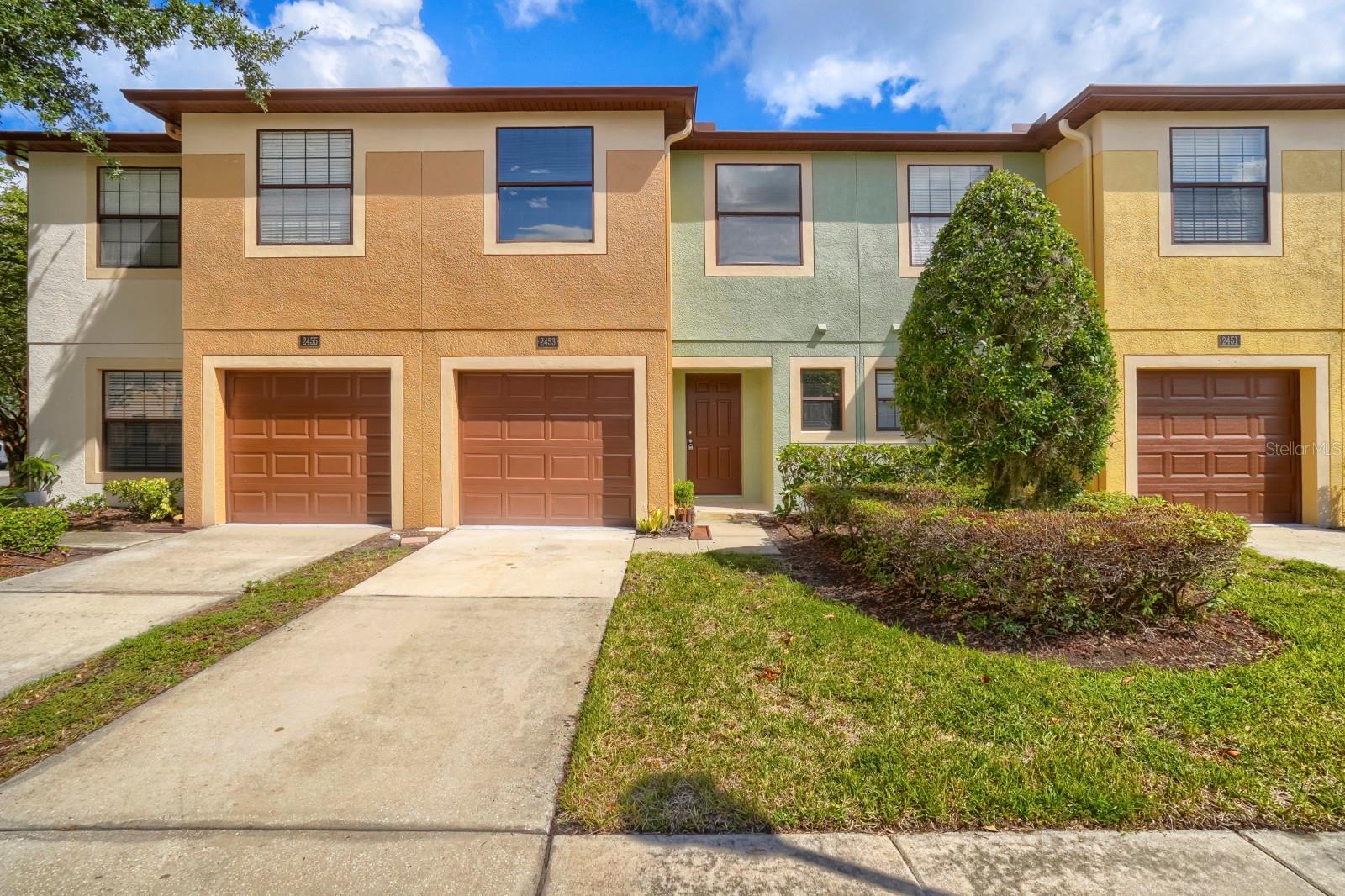 2453 Edgewater Falls, Brandon, FL 33511