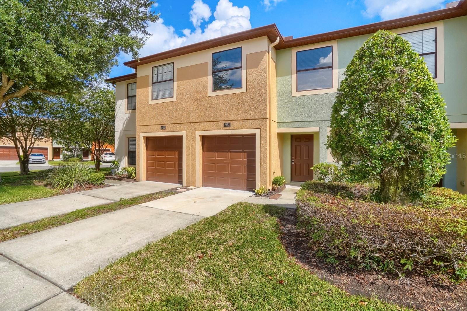 2453 Edgewater Falls, Brandon, FL 33511