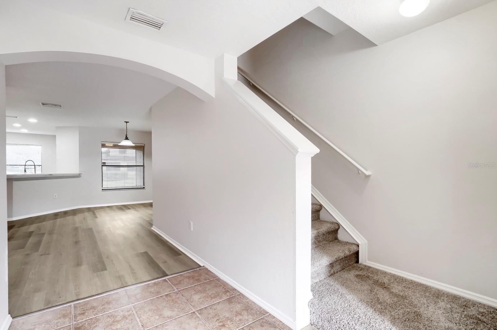 2453 Edgewater Falls, Brandon, FL 33511